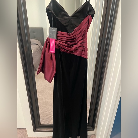 MacDuggal Two-Tone Draped Velvet Trumpet Gown - Picture 6 of 8